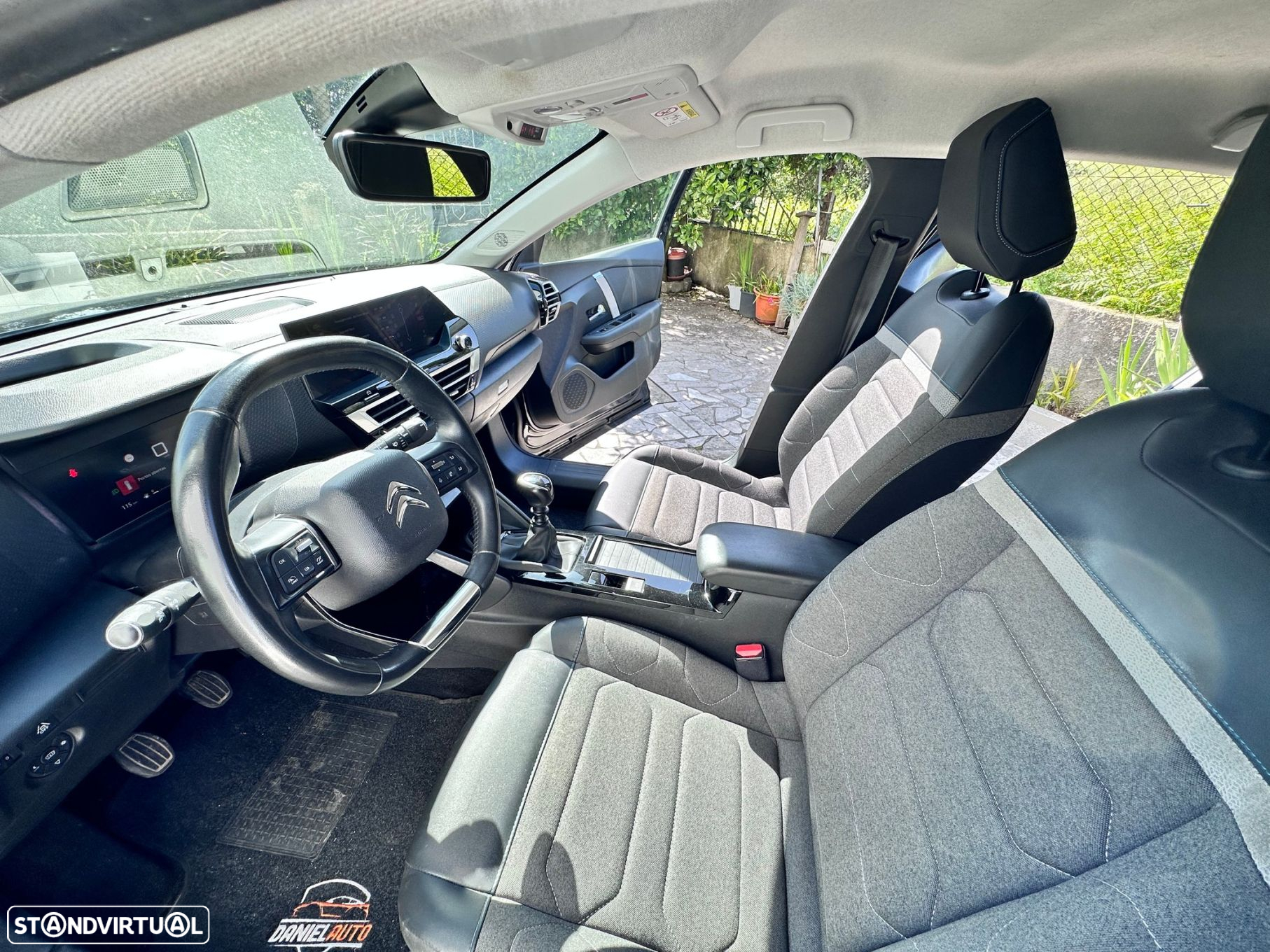 Citroën C4 1.2 PureTech Shine - 12
