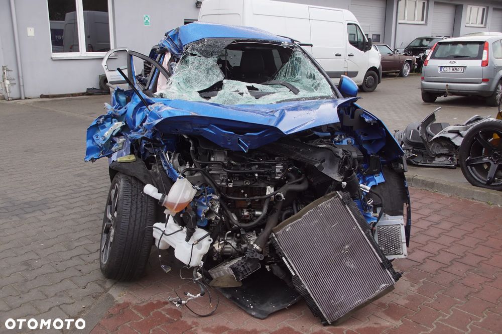 Auto na części - Ford Puma MK2 1.0 EcoBoost 125 KM B7JB N1T1-7000-DA Desert Island Blue 2023R Silnik Skrzynia Drzwi Szyba Zderzak Klapa Lampa Sterownik Moduł Czujnik Fotel Wyświetlacz Deska Kokpit Kierownica - 8