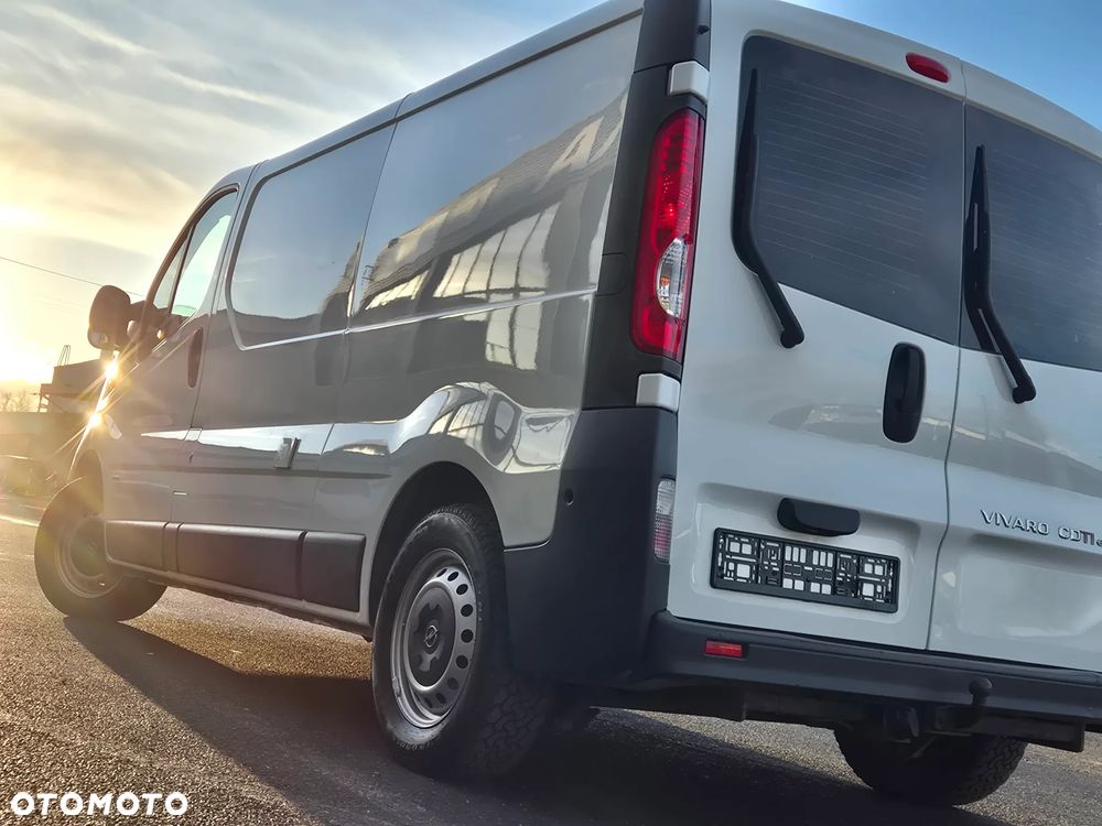 Opel VIVARO - 2