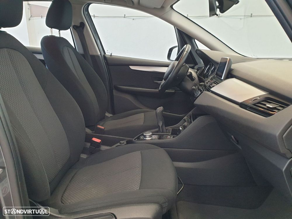BMW 216 Active Tourer d Advantage - 27