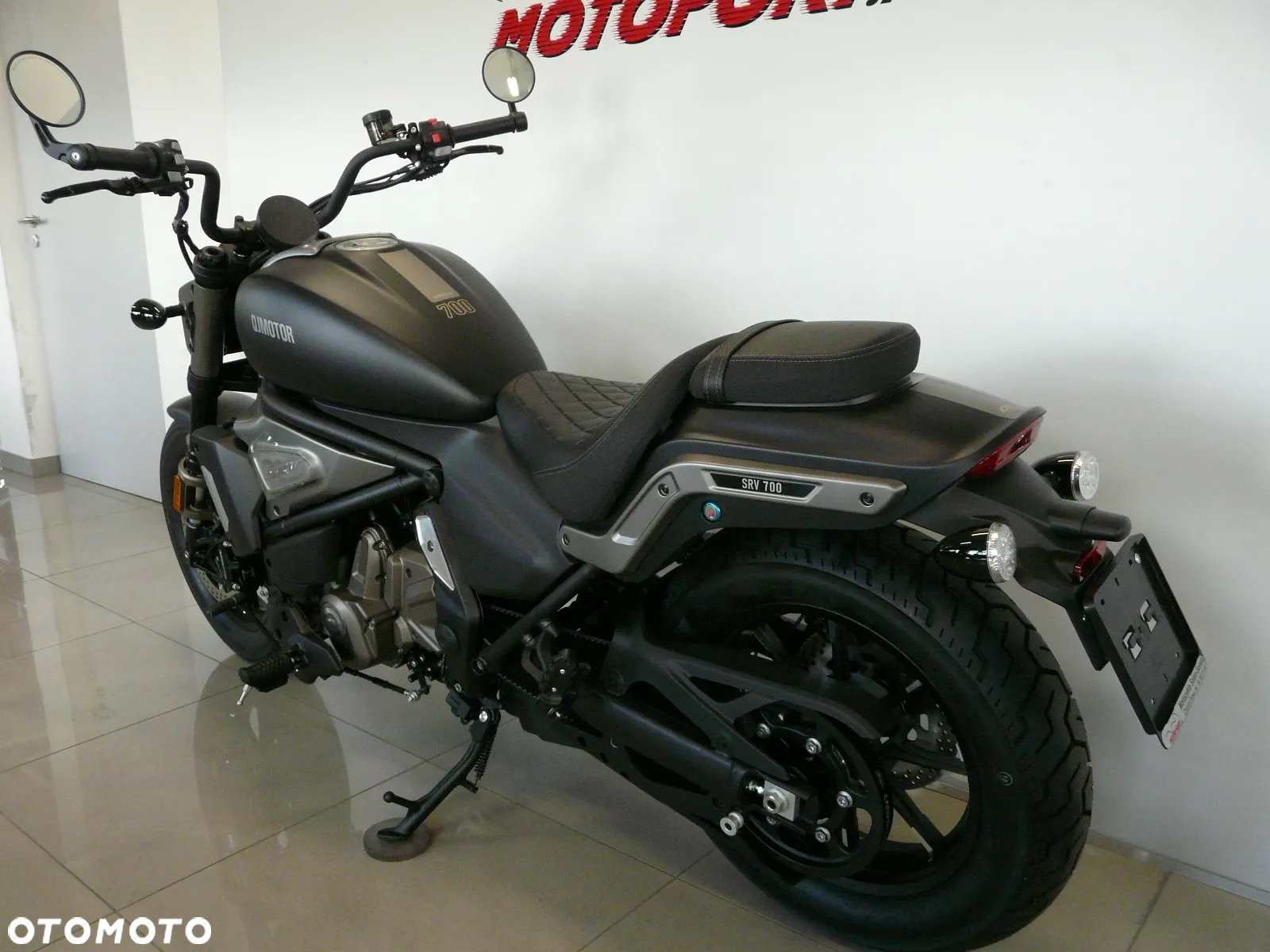 QJMOTOR SRV 700 - 16