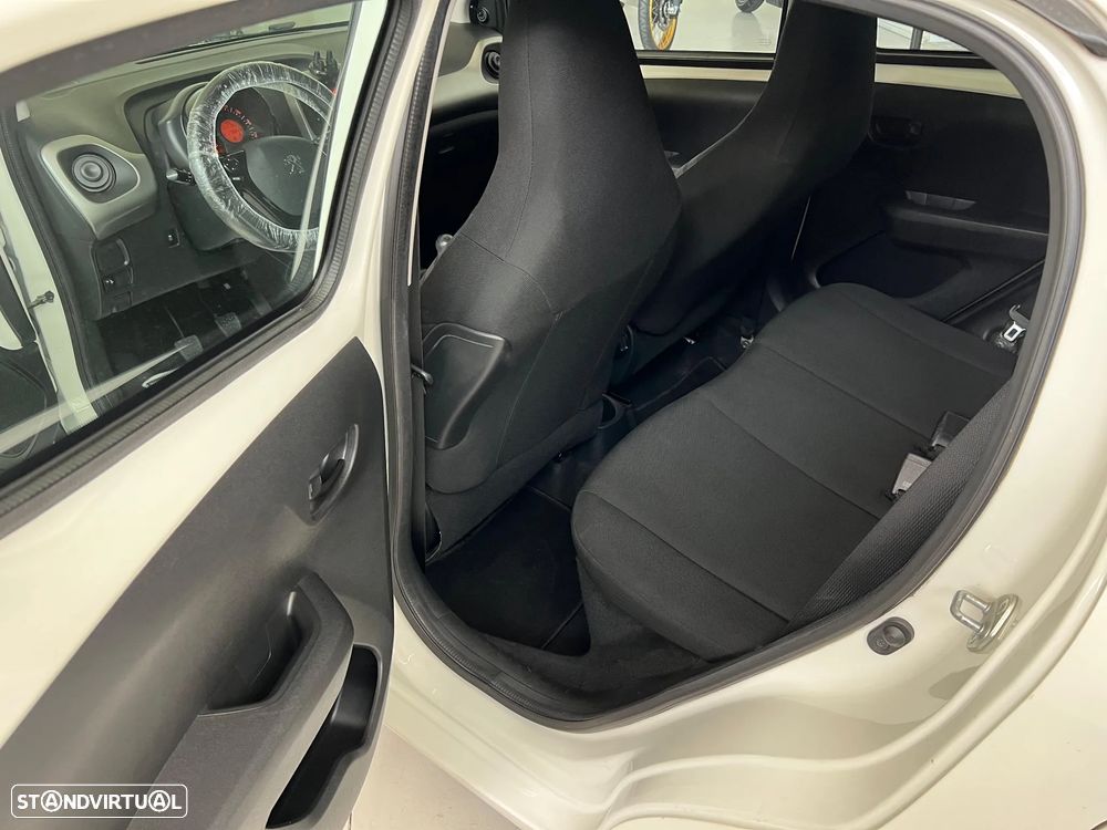 Peugeot 108 1.0 VTi Allure - 19