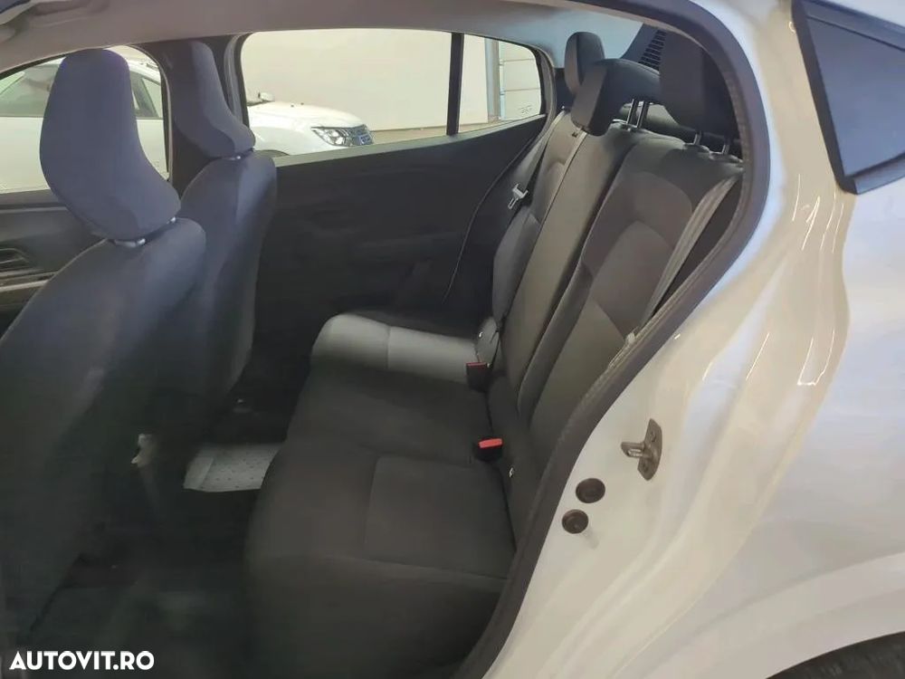 Dacia Logan - 6