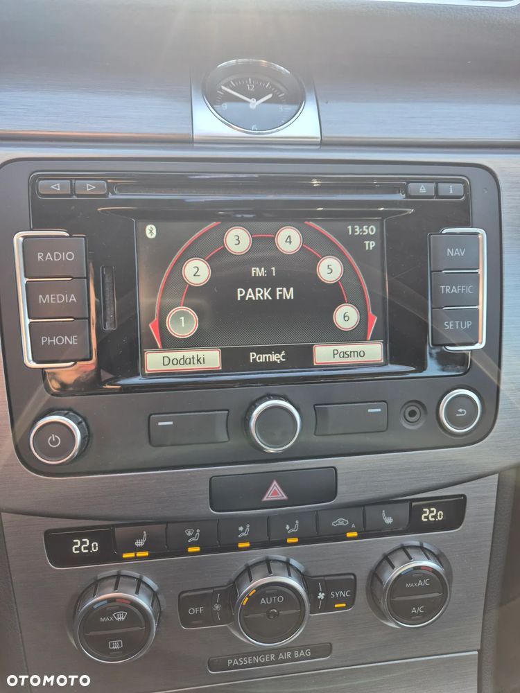 Volkswagen Passat 2.0 TDI DPF DSG Comfortline - 11