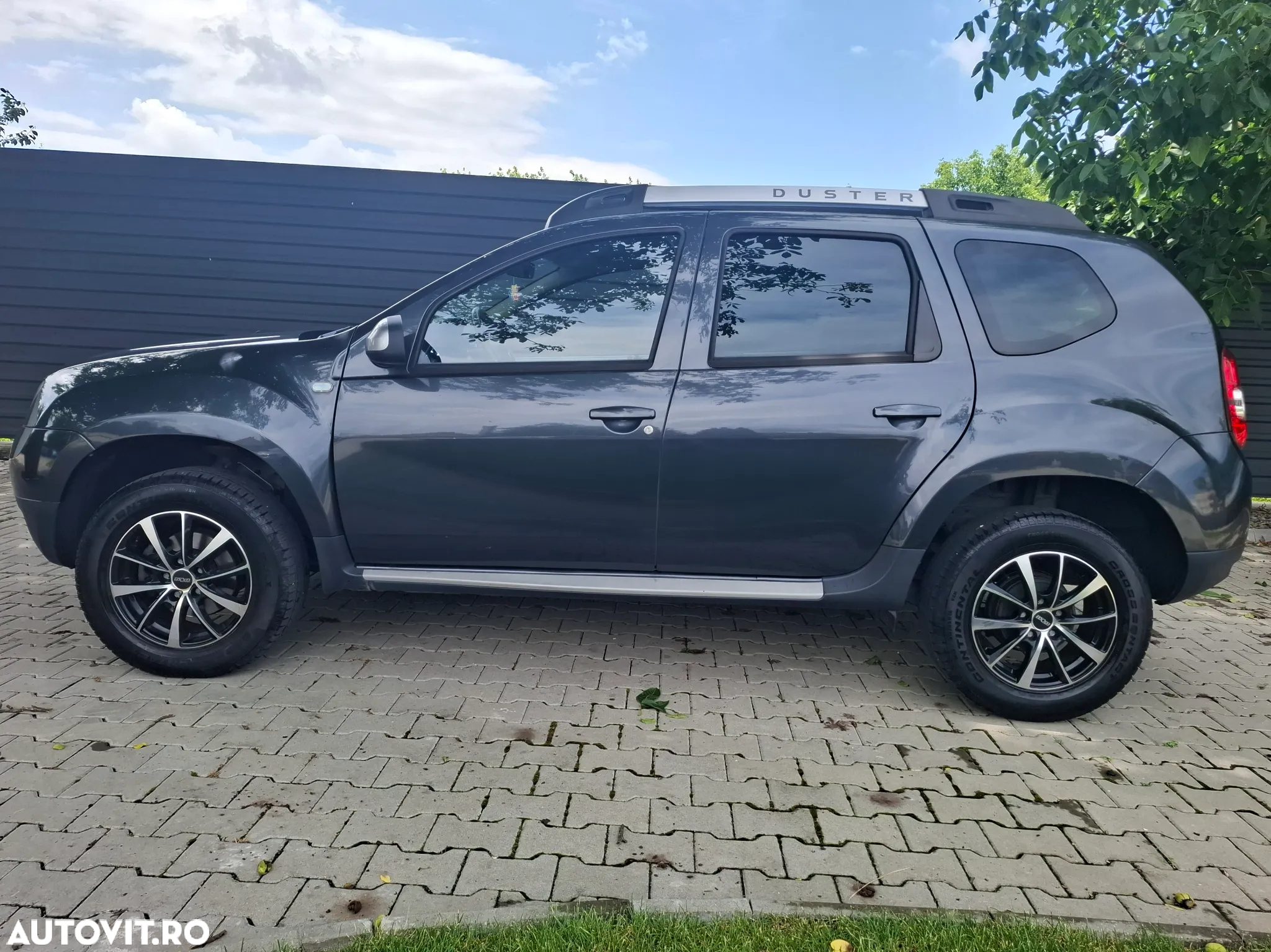 Dacia Duster 1.2 TCe 4x2 Laureate - 17