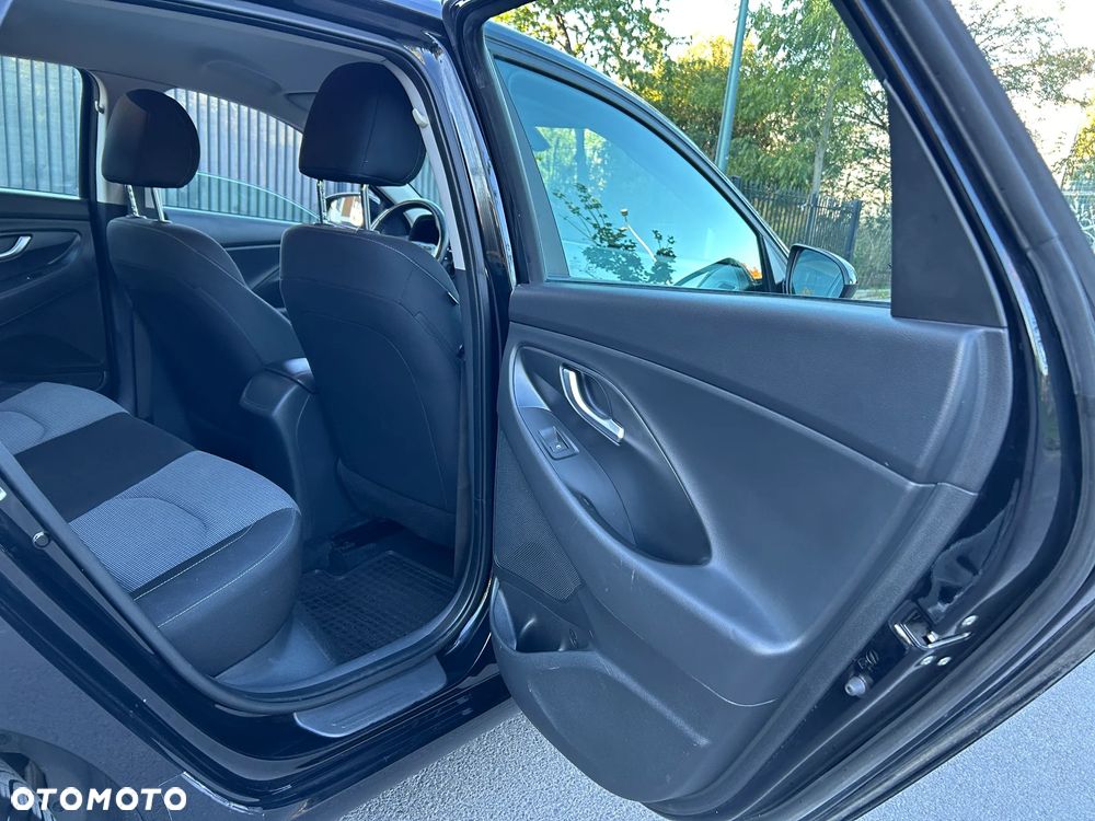 Hyundai i30 1.5 DPI Modern - 21