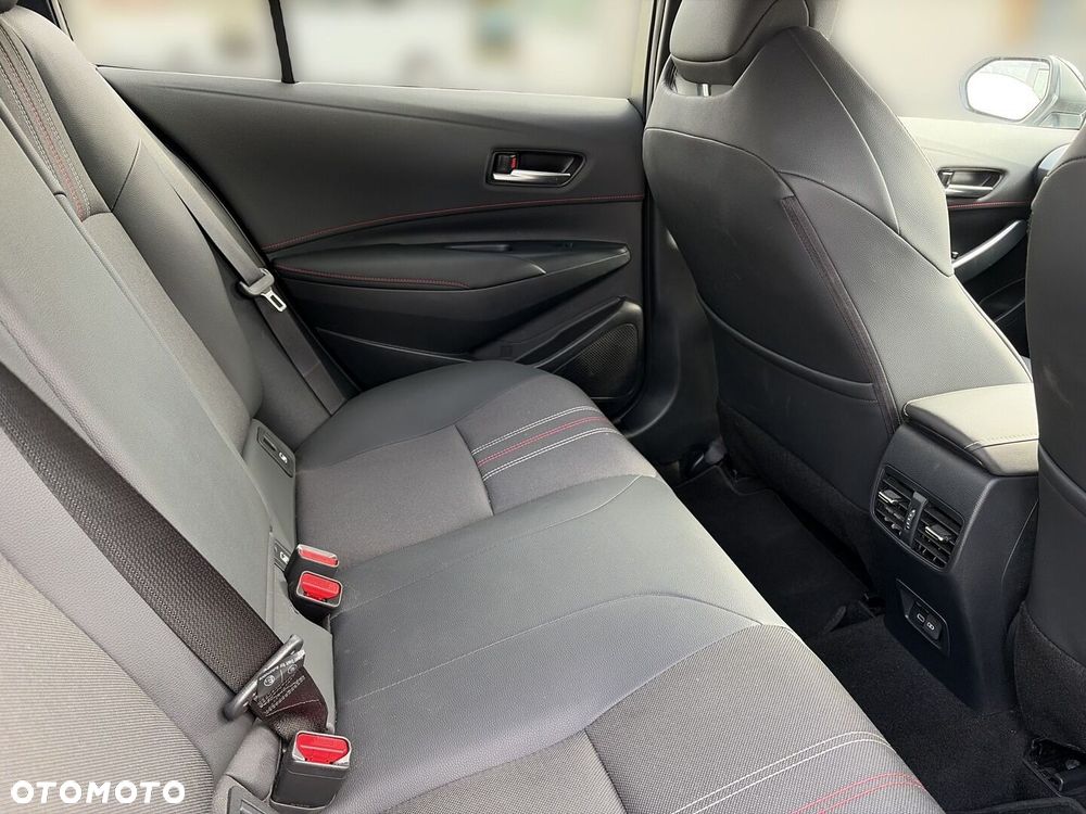 Toyota Corolla 1.8 Hybrid GR Sport - 14