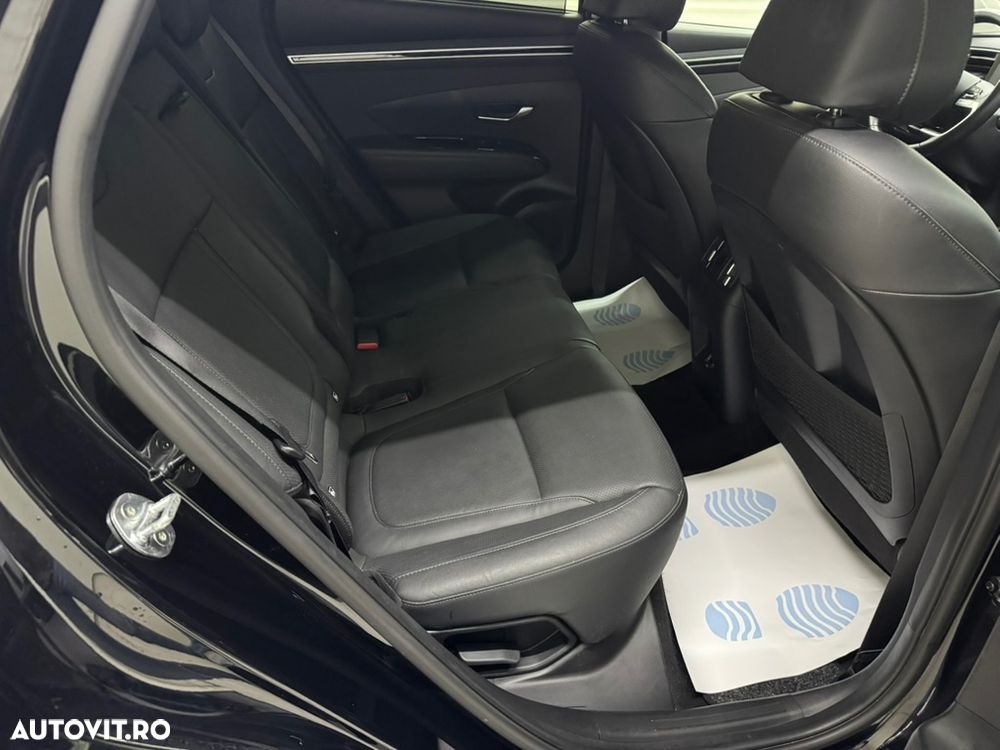 Hyundai Tucson 1.6 T-GDi Plug-in-Hybrid 4WD Prime - 12