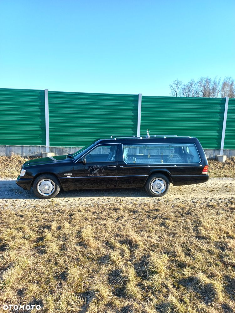 Mercedes-Benz W124 E klasa - 2