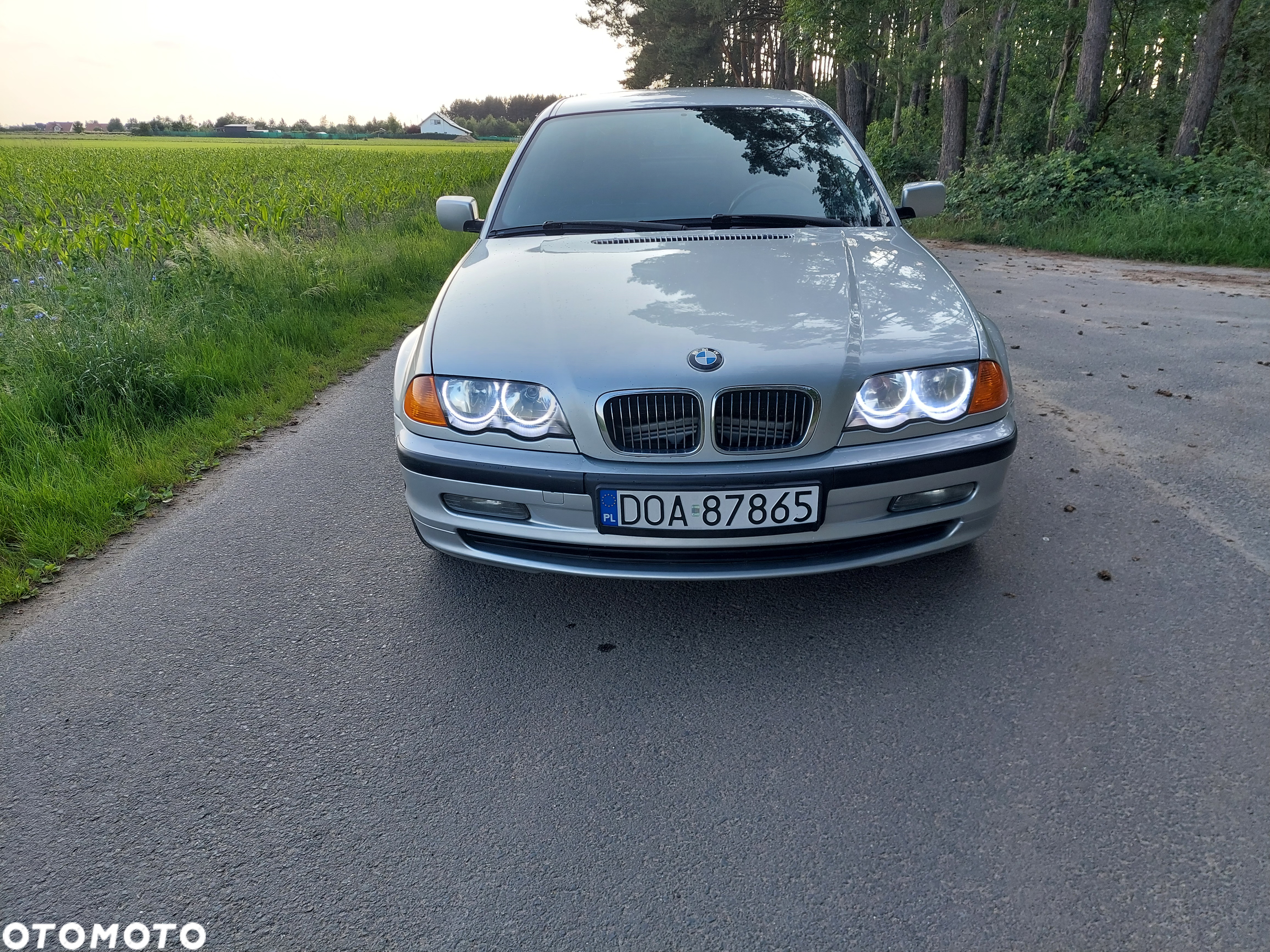 BMW Seria 3 320i - 3