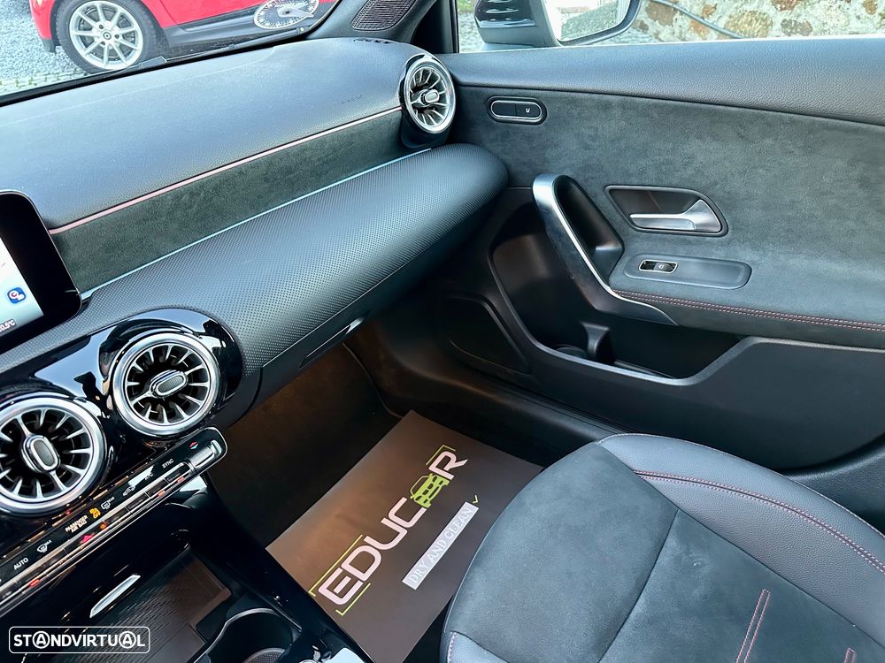 Mercedes-Benz A 200 AMG Line Aut. - 33