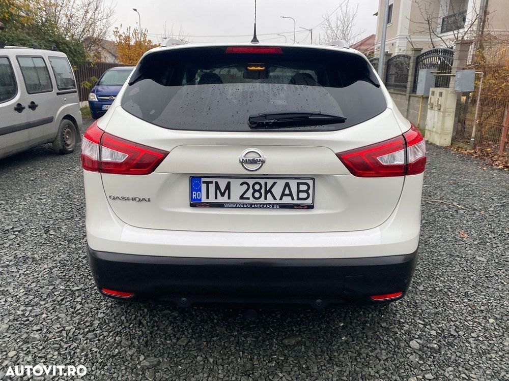 Nissan Qashqai 1.6 DCI Xtronic TEKNA - 6