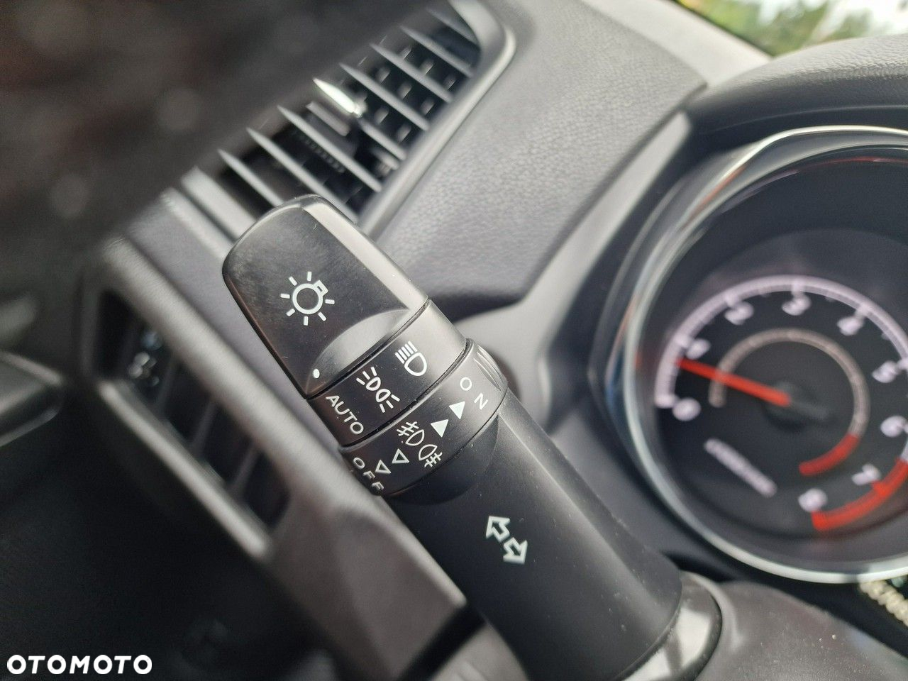 Mitsubishi ASX 2.0 2WD Intro Edition+ - 35
