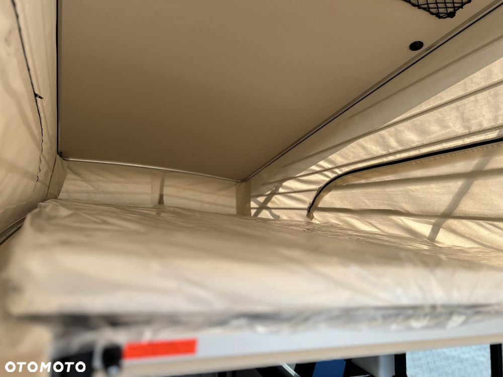 Mercedes-Benz Klasa V - 22