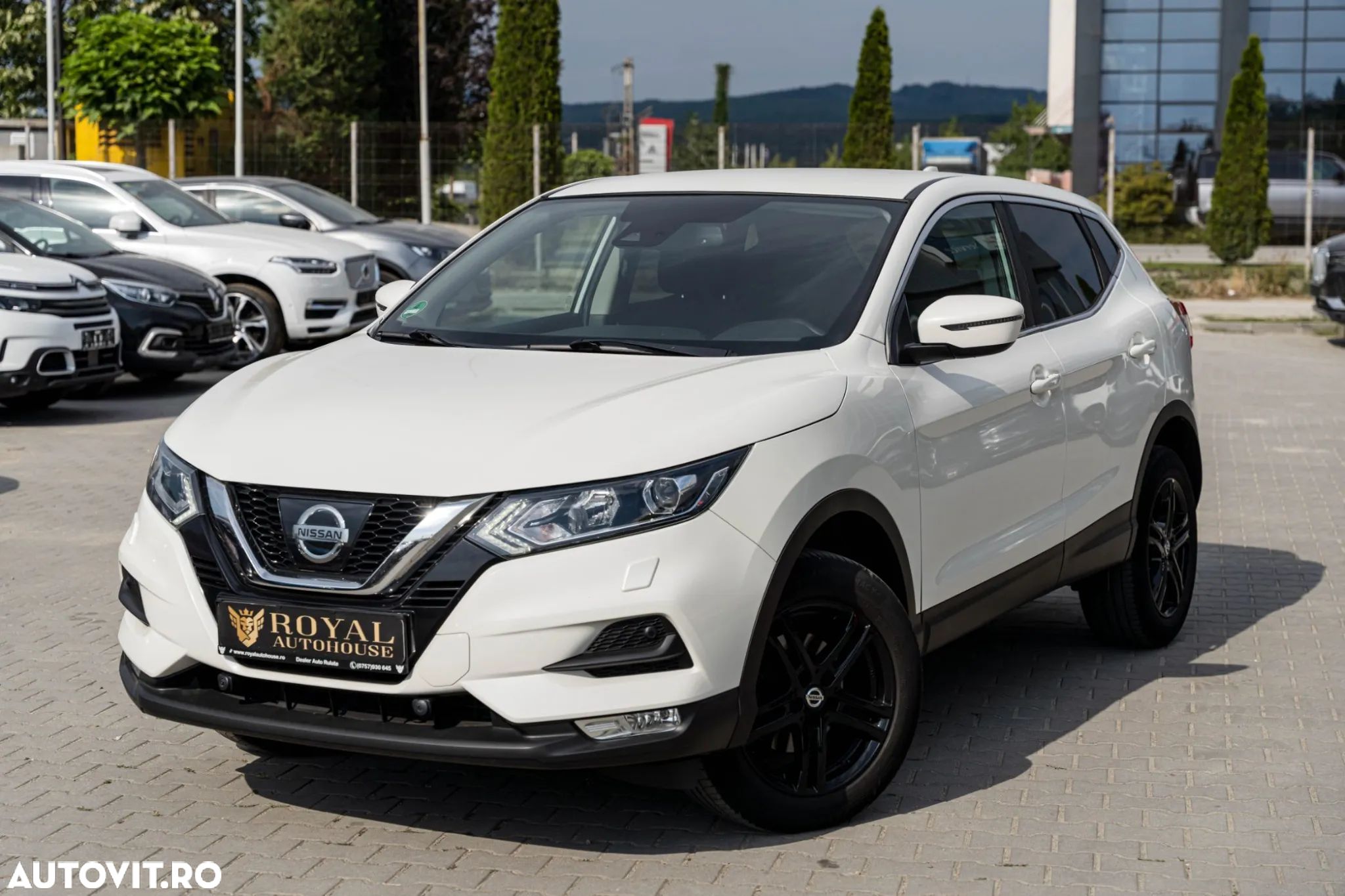 Nissan Qashqai 1.6 DCI N-Connecta - 1