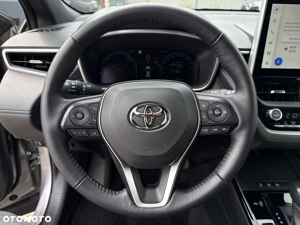 Toyota Corolla Cross - 14