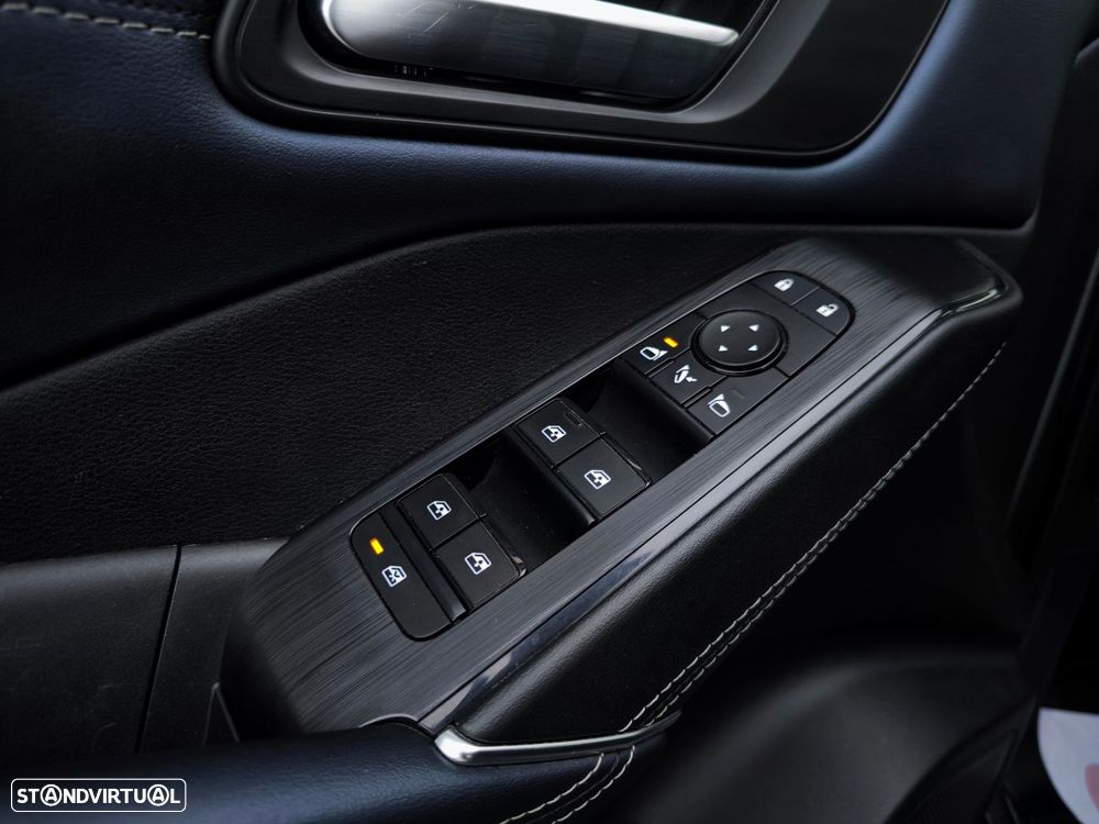 Nissan Qashqai 1.3 DIG-T N-Connecta LED - 20