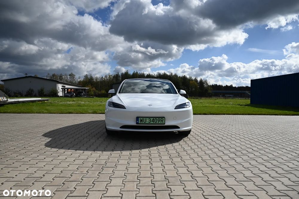 Tesla Model 3 - 34
