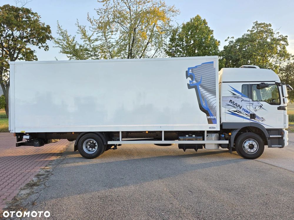 MAN TGM 15.290 / TGL / KONTENER / IZOTERMA / WINDA / KLIMA POSTOJOWA / 2019R / EURO 6 / PEŁEN SERWIS /  8200KG ŁADOWNOŚĆ  / SPROWADZONY / ZADBANY / JAK NOWY /  KSIĄŻKA SERWISOWA / E6 / 18 PALET - 9