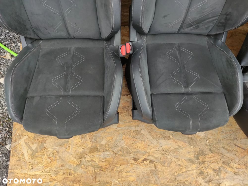 FOTELE KANAPY DS7 CROSSBACK PERFORMANCE LINE - 2