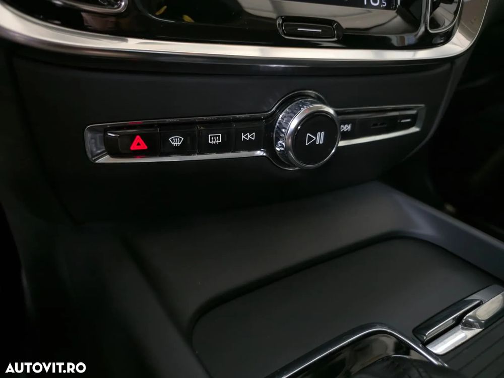 Volvo S60 T6 AWD Geartronic RDesign - 34