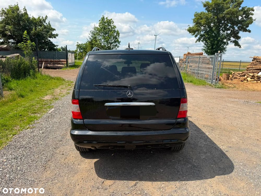 Mercedes-Benz ML - 2