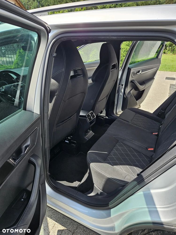 Skoda Karoq 1.5 TSI ACT Sportline - 9