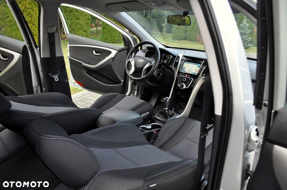 Hyundai i30 - 23