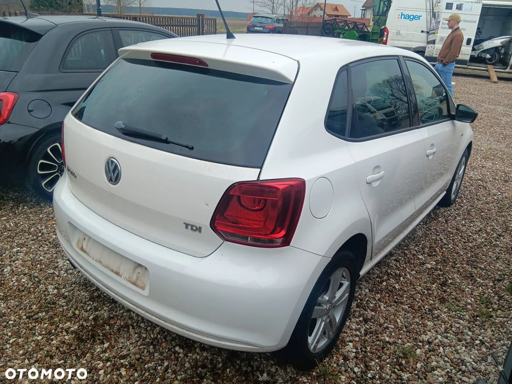 Volkswagen Polo 1.6 TDI MATCH - 5