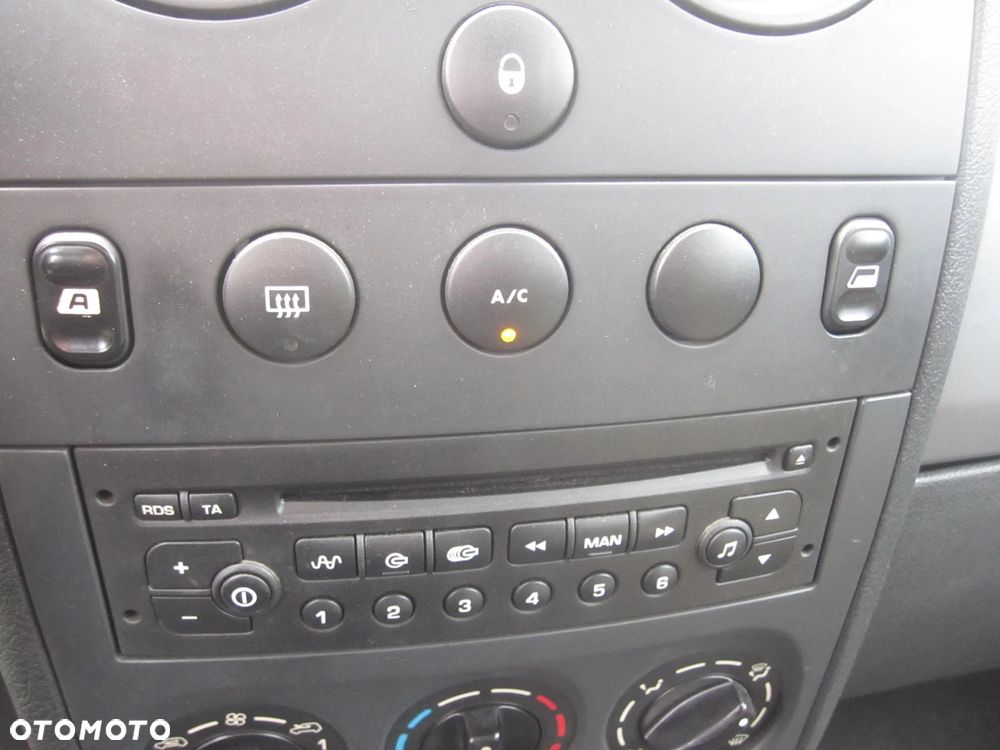 Citroën Berlingo Multispace 2.0 HDI Plus Top-Edition - 3