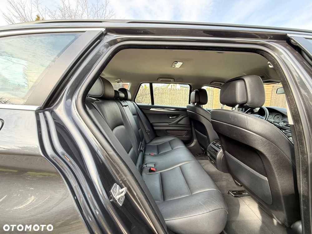 BMW Seria 5 520d Modern Line - 28