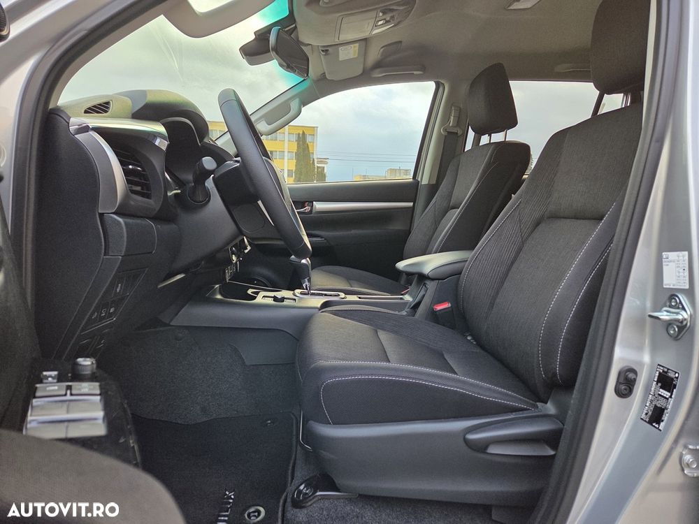 Toyota Hilux 4x4 Double Cab MHEV Autm. Executive - 8