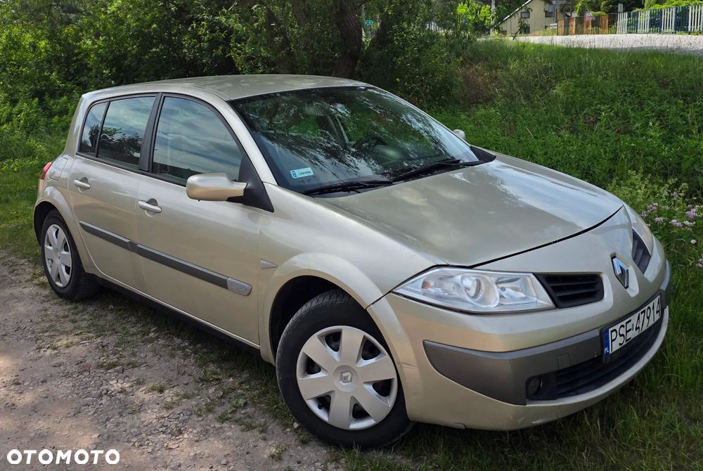 Renault Megane 1.6 16V Confort Dynamique - 1