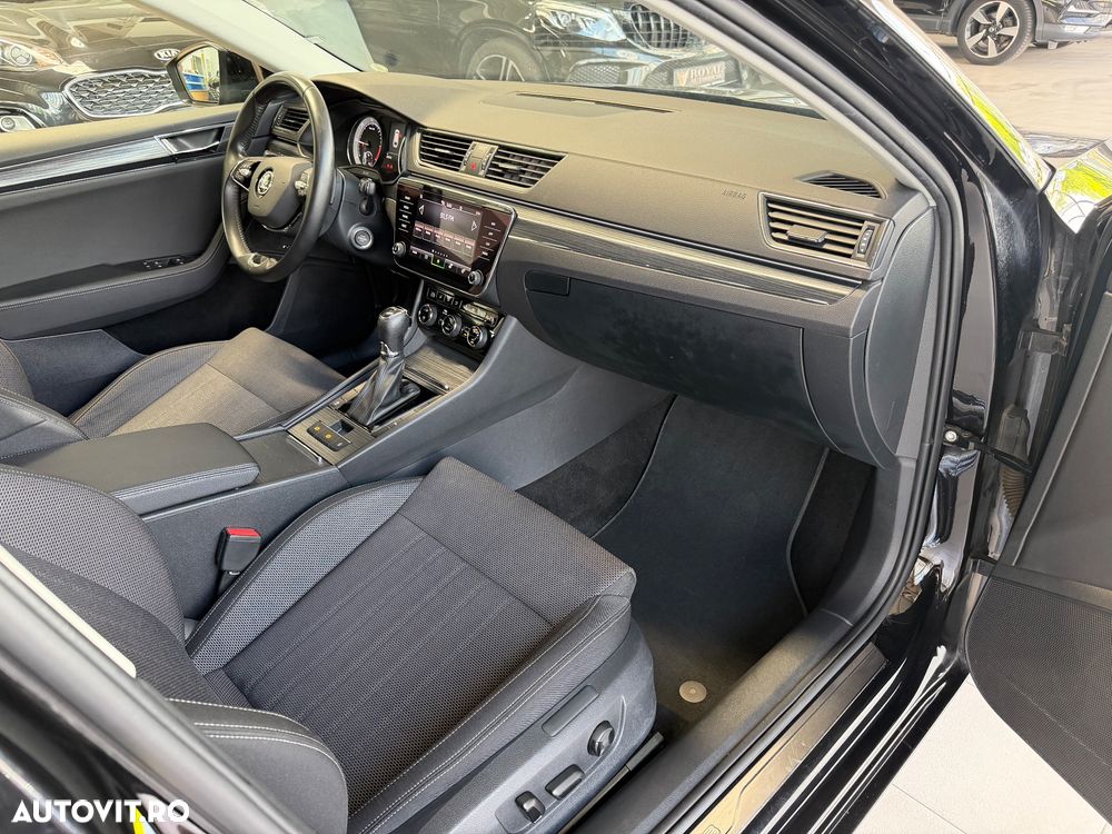 Skoda Superb 2.0 TDI DSG Sportline - 8