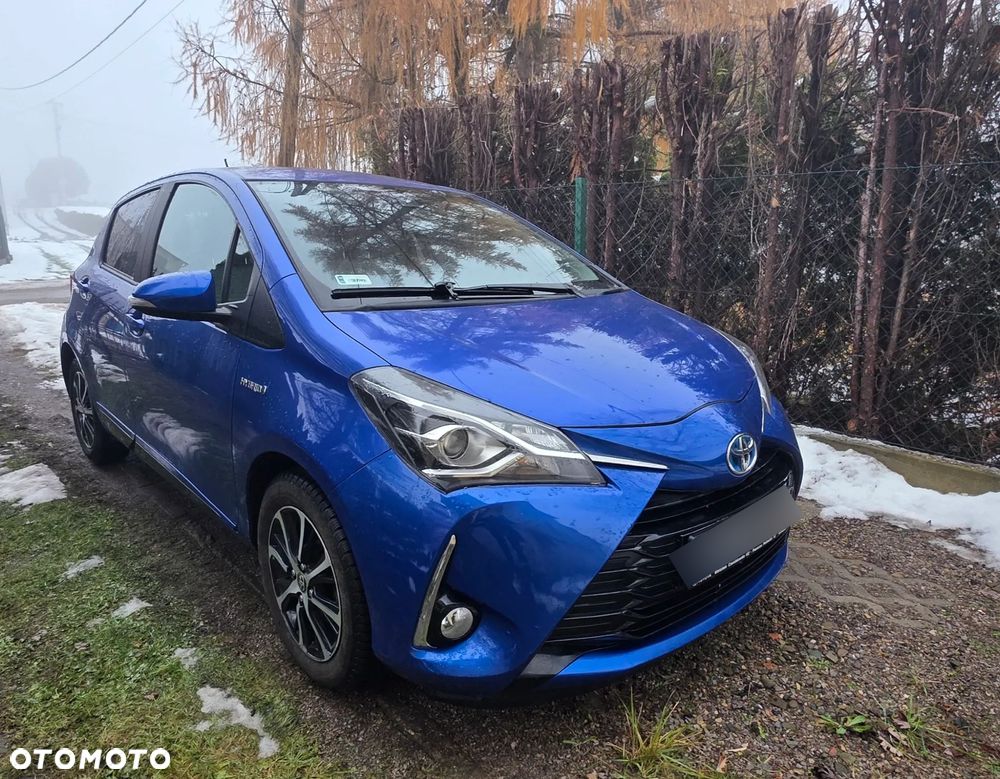 Toyota Yaris Hybrid 100 Dynamic EU6 - 1