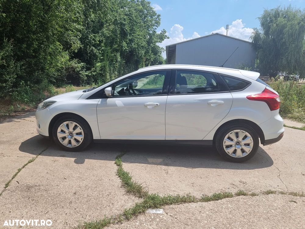 Ford Focus 1.6 TDCI DPF Trend - 16