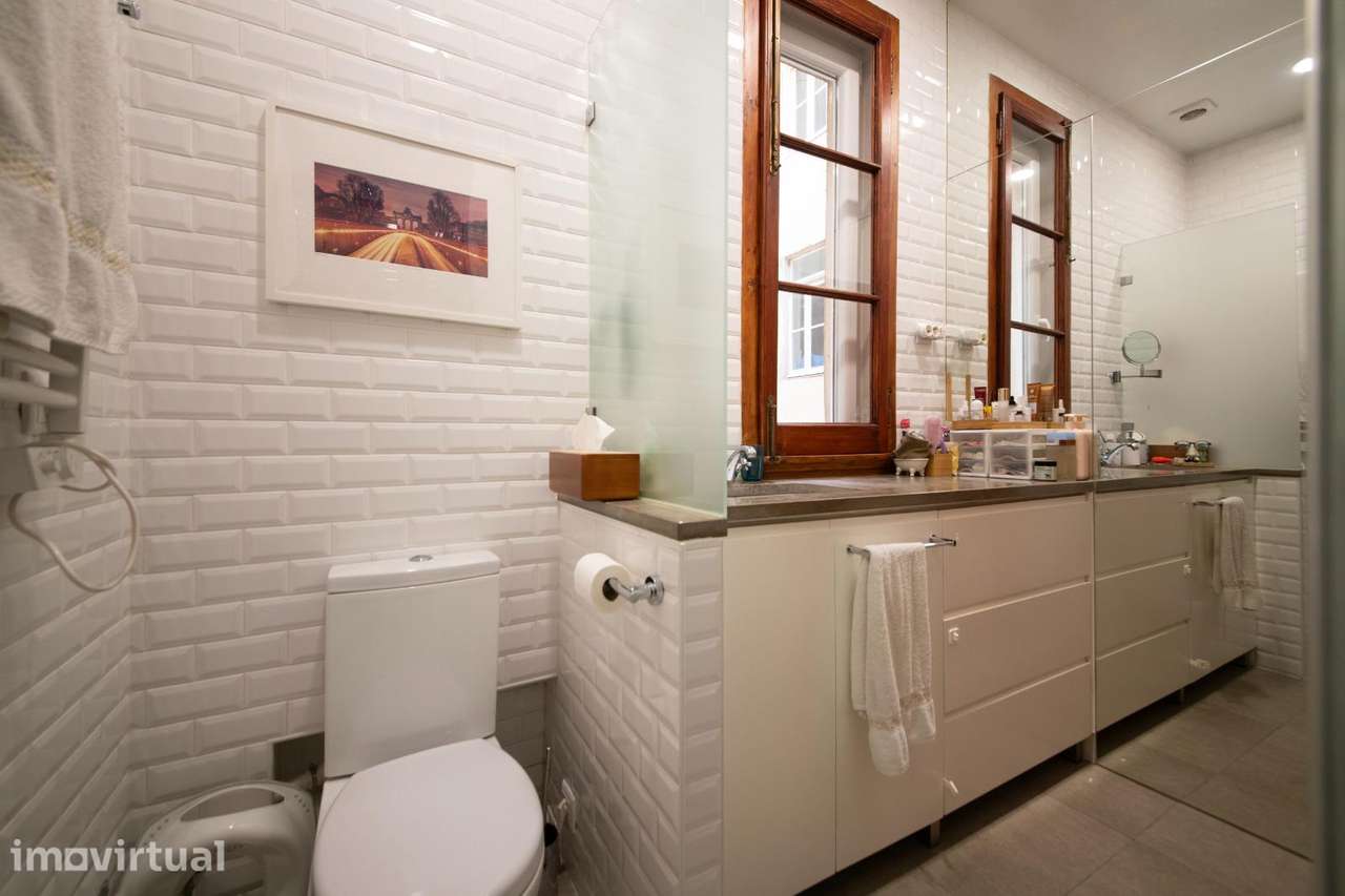 APARTAMENTO T2+1 COM VARANDA EM PICOAS, SALDANHA - Grande imagem: 4/14