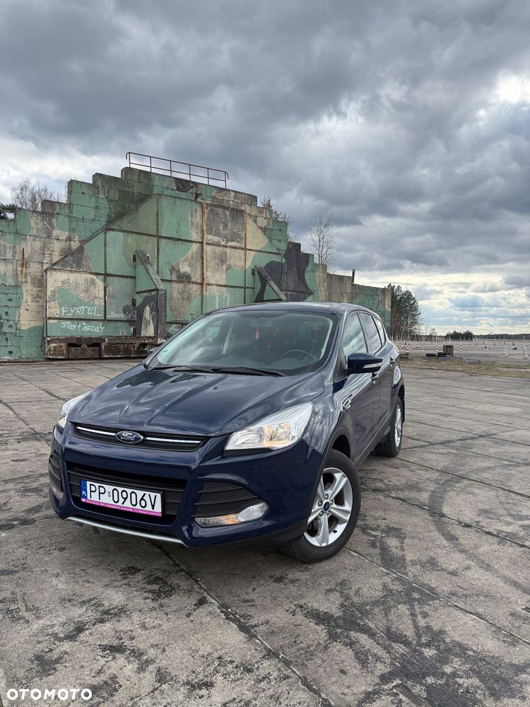 Ford Kuga 2.0 TDCi 2x4 Titanium - 1