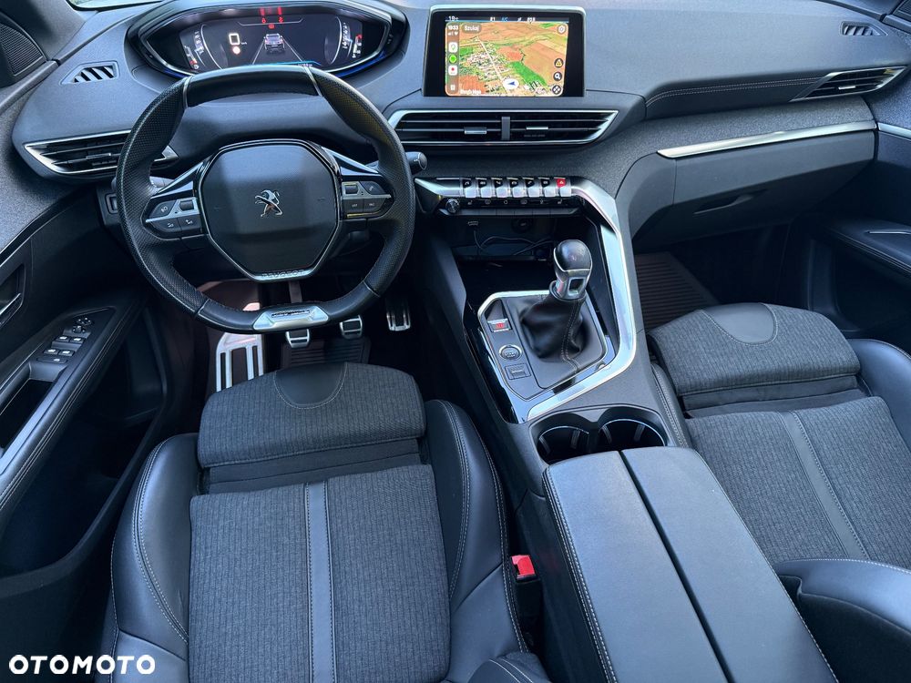 Peugeot 3008 1.2 PureTech GT S&S - 5