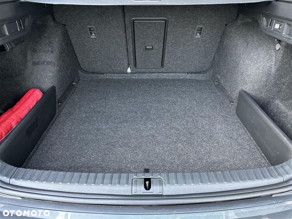 Skoda Octavia 2.0 TDI 4x4 Scout DSG - 10
