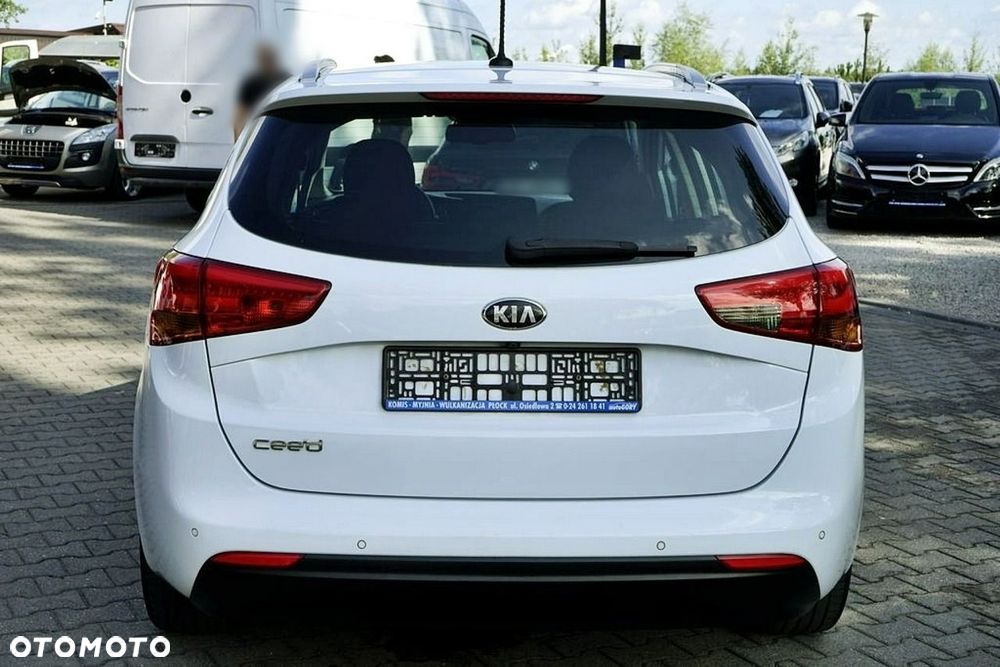 Kia Ceed 2013 photo 5
