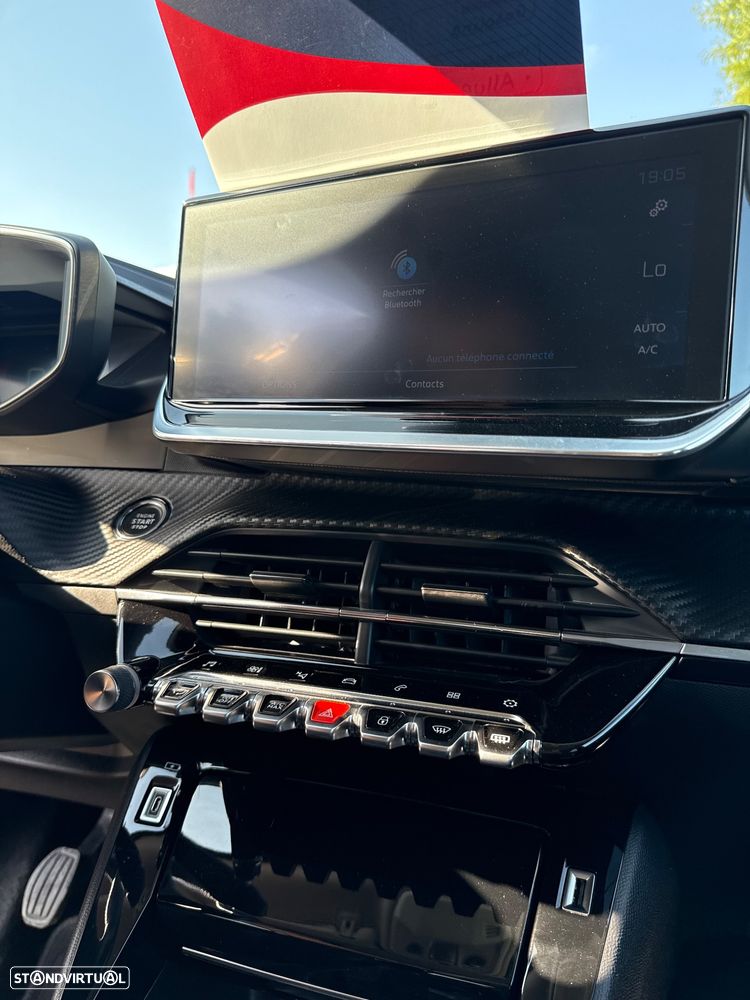 Peugeot 2008 PureTech 100 Stop&Start Allure - 17