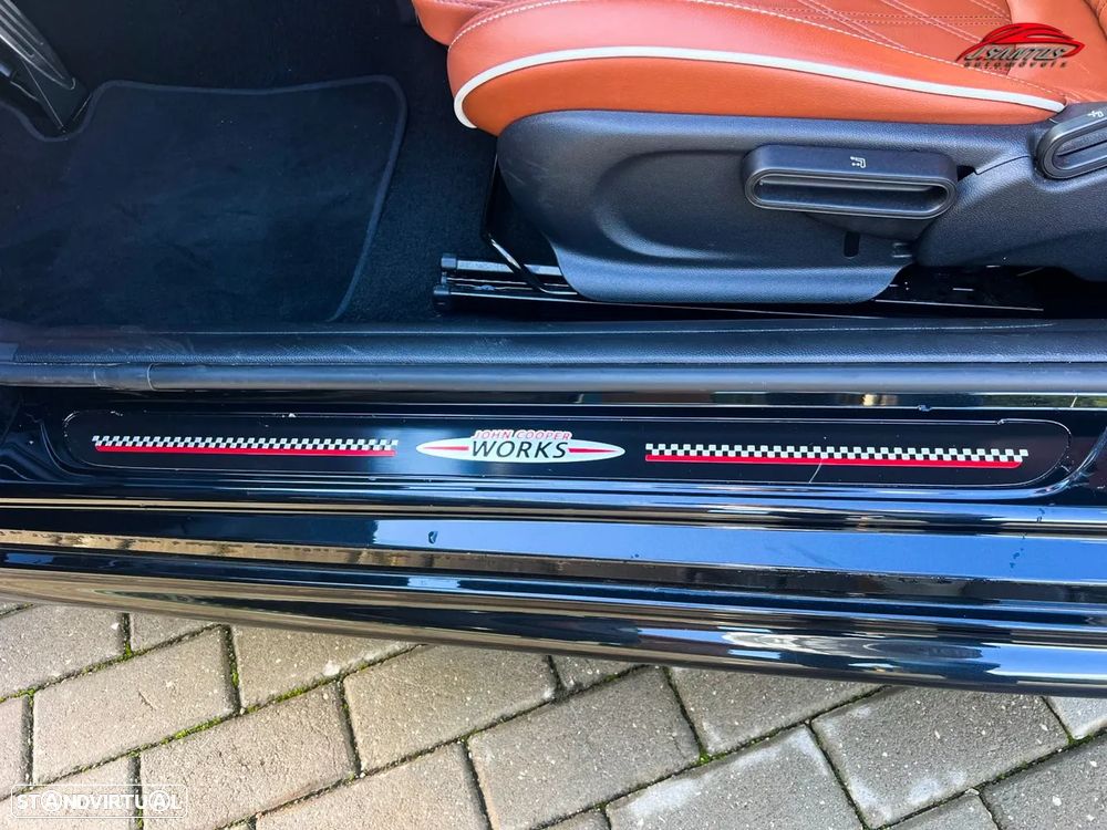 MINI Cabrio John Cooper Works Premium P. JCW Plus - 7
