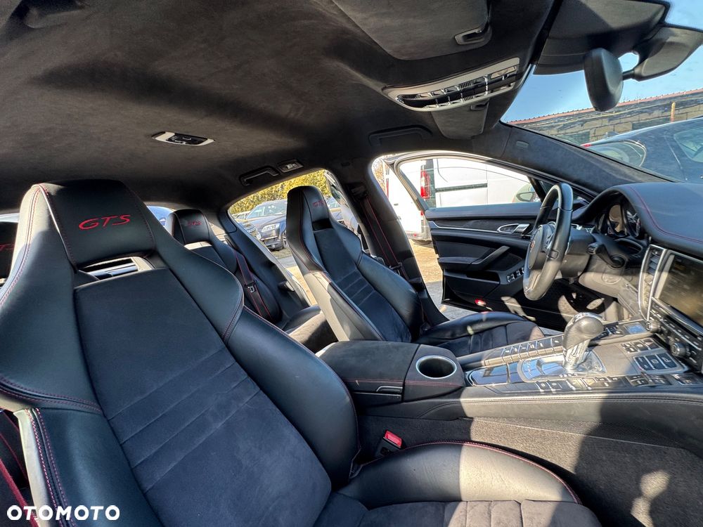 Porsche Panamera GTS - 8