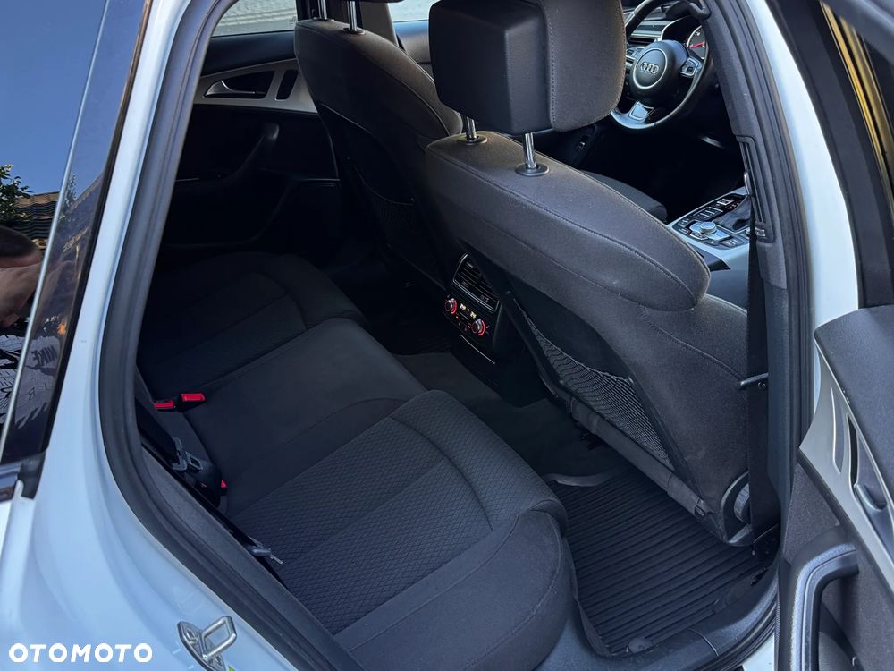 Audi A6 Avant 2.0 TDI Ultra S tronic - 16