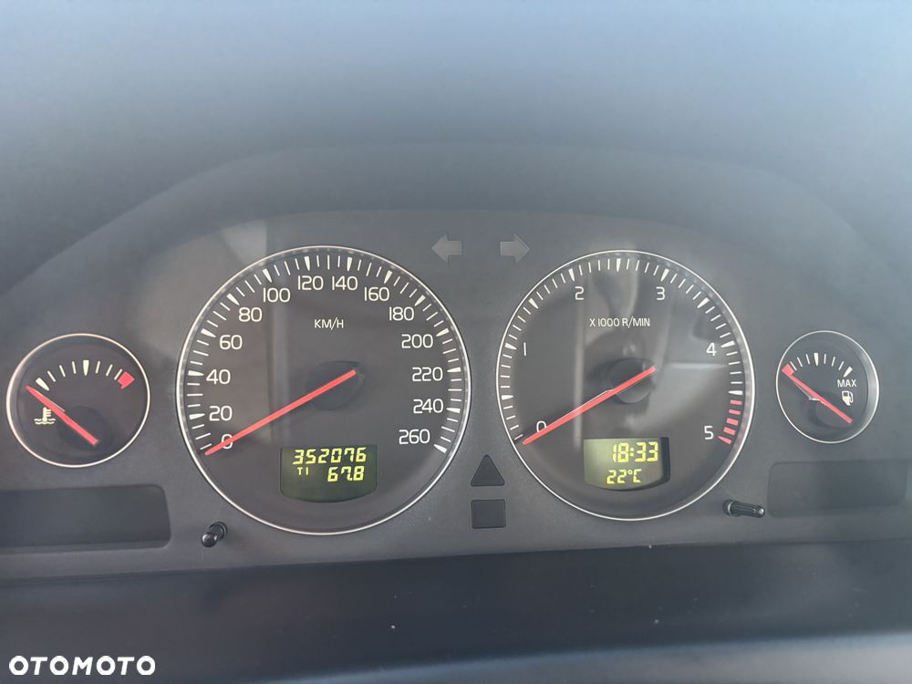 Volvo S60 2.4D Summum - 10