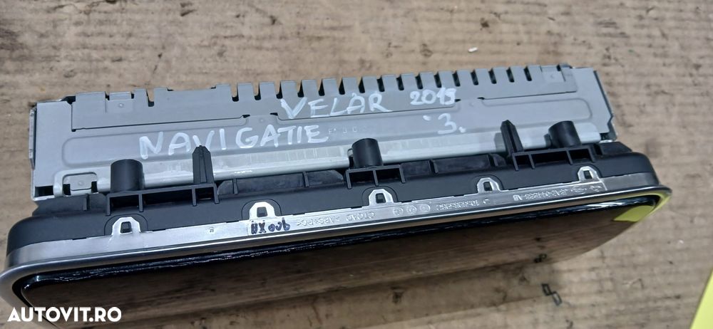 Display navigatie touchscreen RANGE ROVER VELAR an 2017-2024 cod  L8A2-19C279-AA - 2