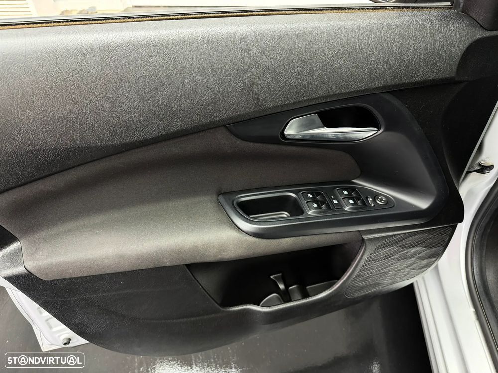 Fiat Tipo Station Wagon 1.0 GSE T3 Life - 8