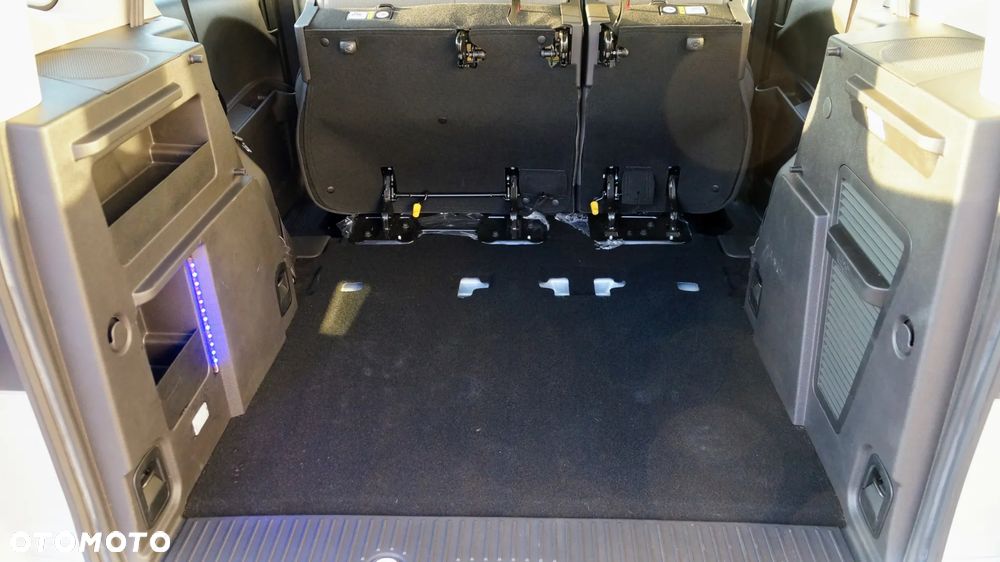 Ford Tourneo Courier 1.0 EcoBoost Trend - 26