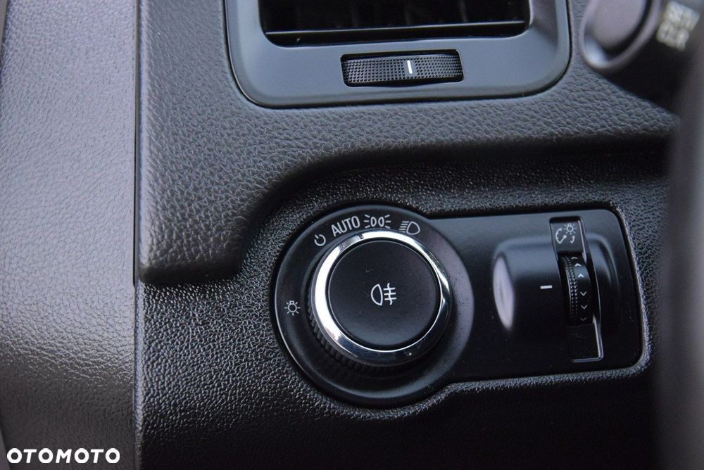 Opel Insignia 1.6 T Edition - 36